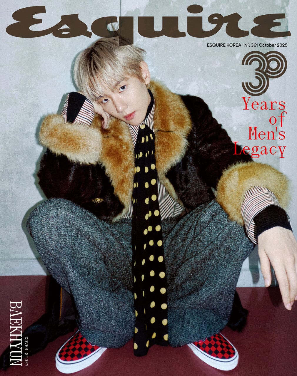 BAEKHYUN (EXO) & JUNGWOO (NCT) & NMIXX - ESQUIRE (OCTOBER 2025) - Image 4