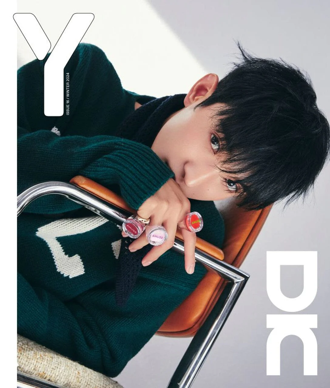 DK (SEVENTEEN) - Y MAGAZINE (WINTER 2024 ISSUE 16) - Image 2