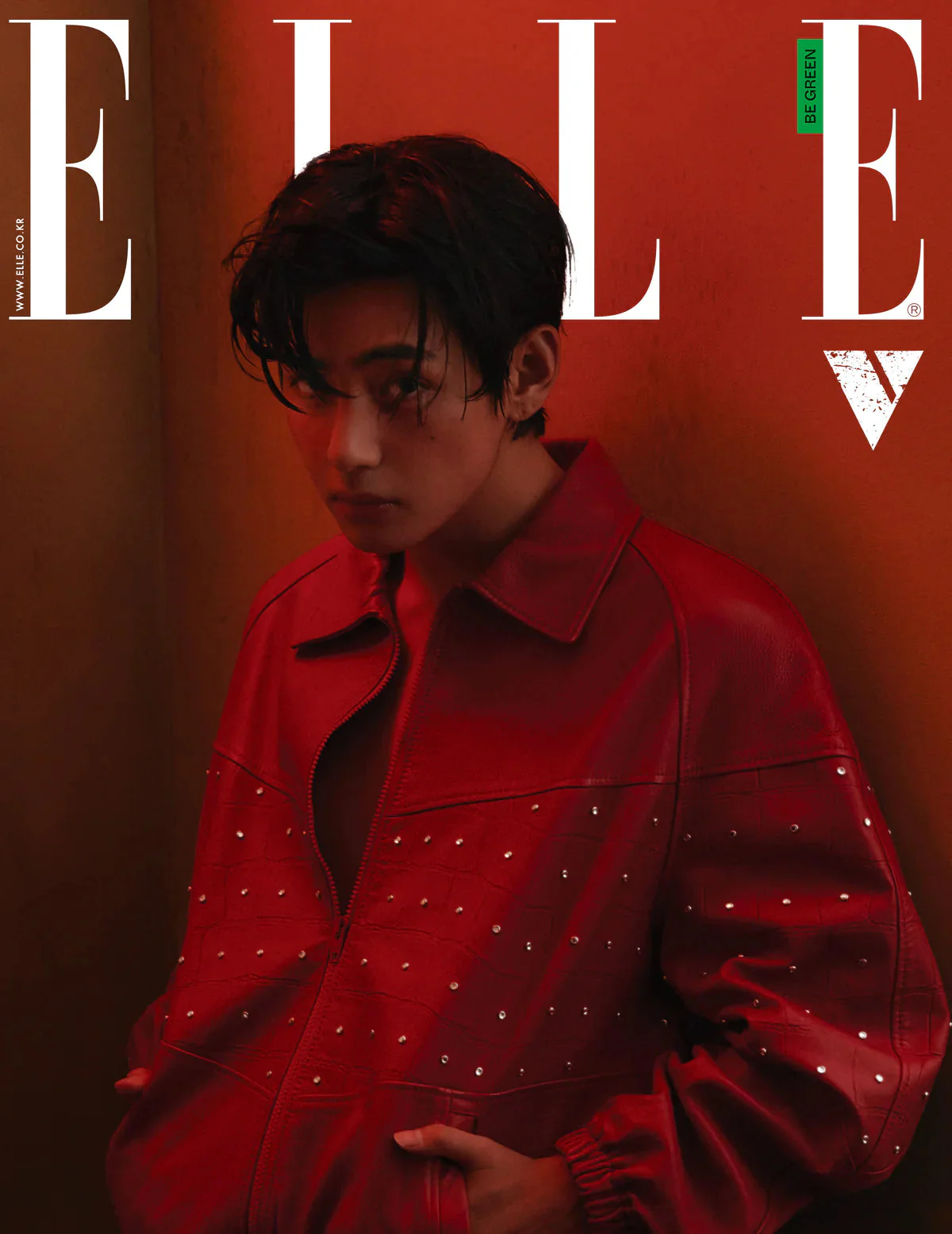 ELLE - Cover V (BTS) (04/23) ISSUE - Image 3