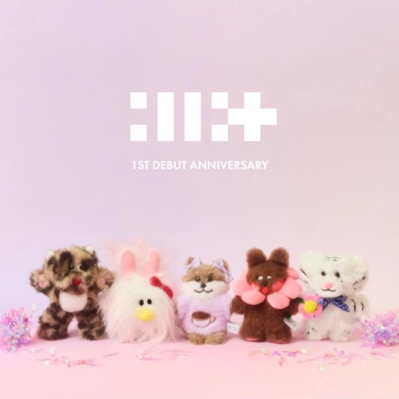 ILLIT - PLUSH KEYRING ('1ST DEBUT ANNIVERSARY' OFFICIAL MD) - Image 2