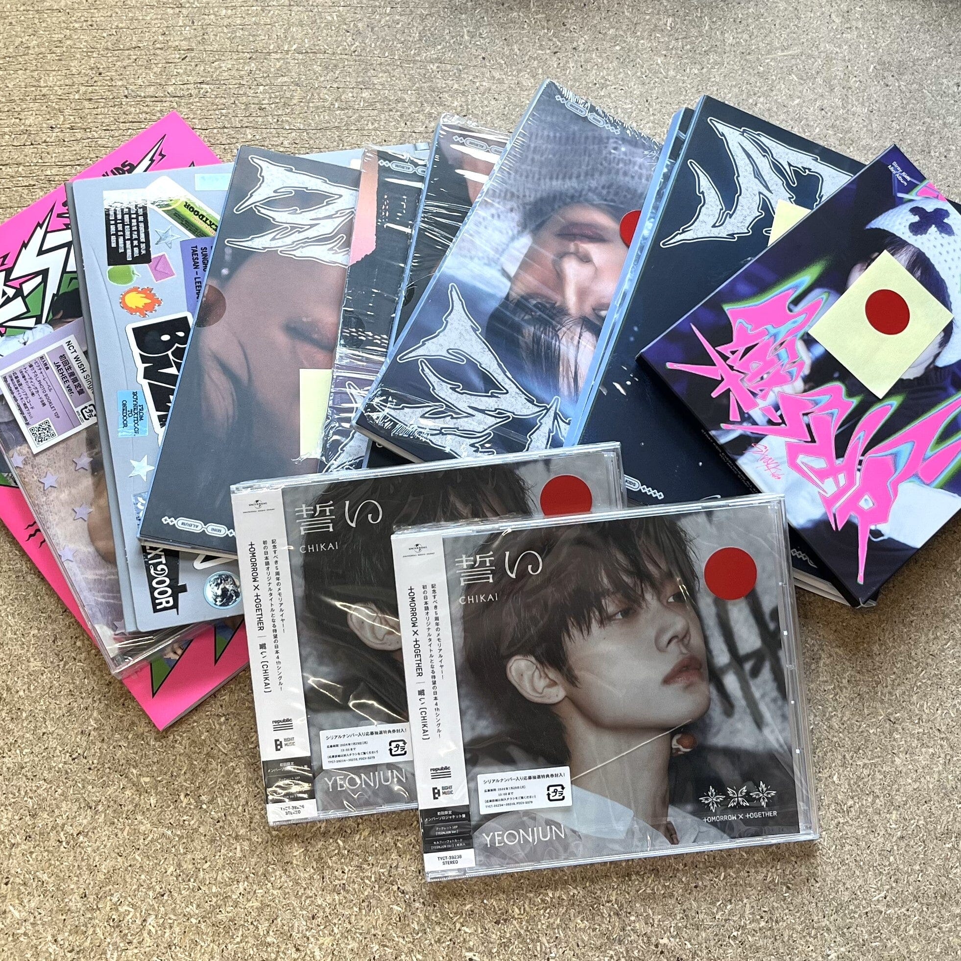 K-Pop Mystery Damaged Product - Image 2
