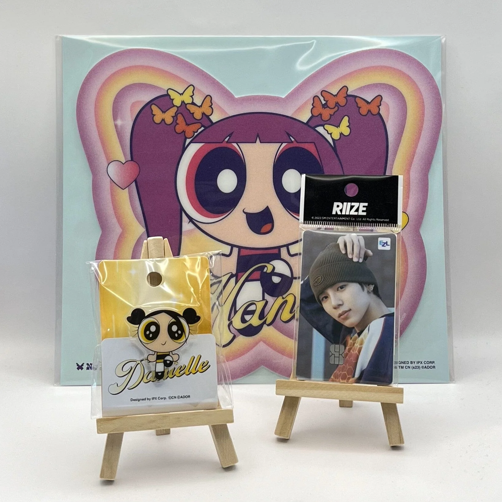 K-Pop Mystery Merchandise - Image 2