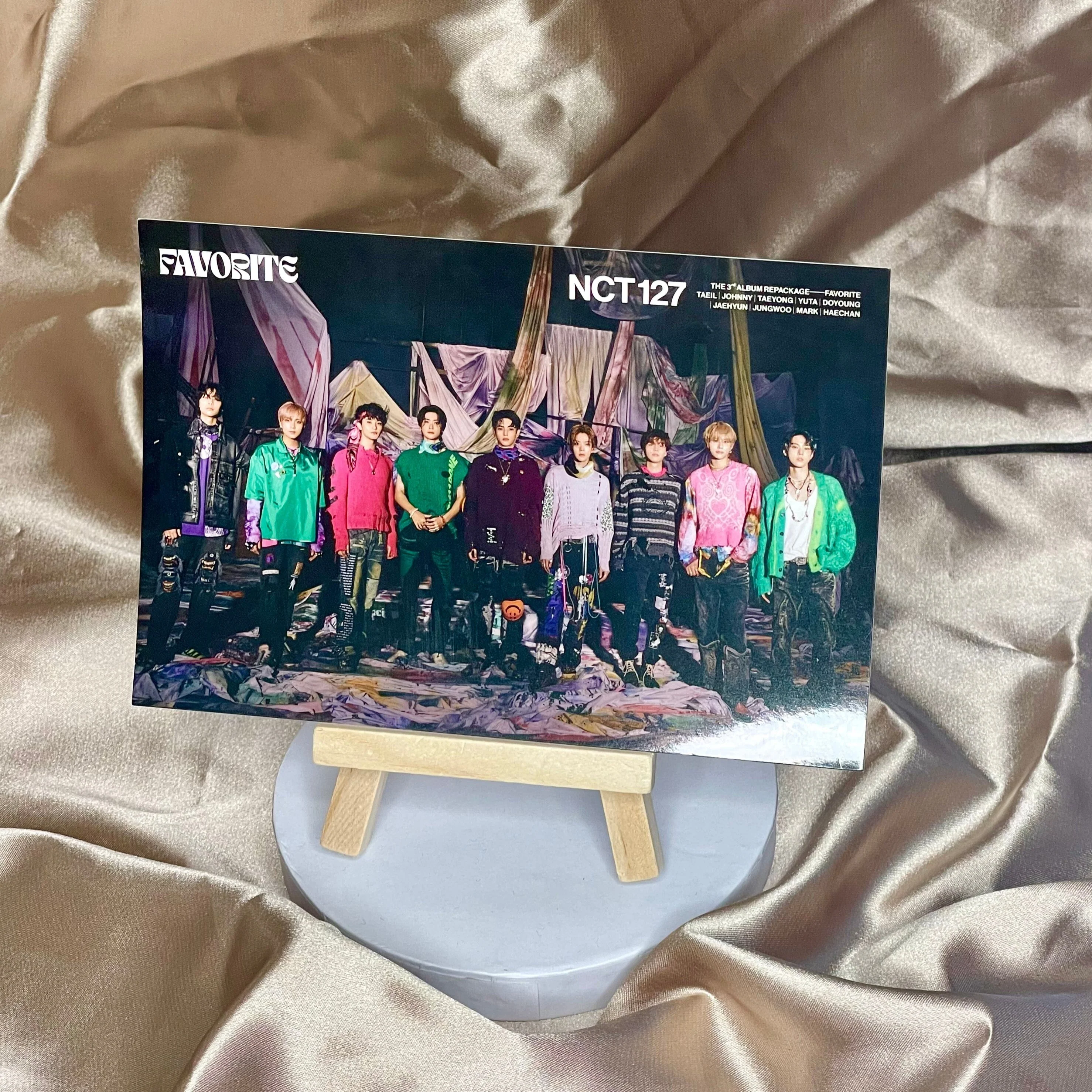 NCT 127 - [Favorite] Postcard