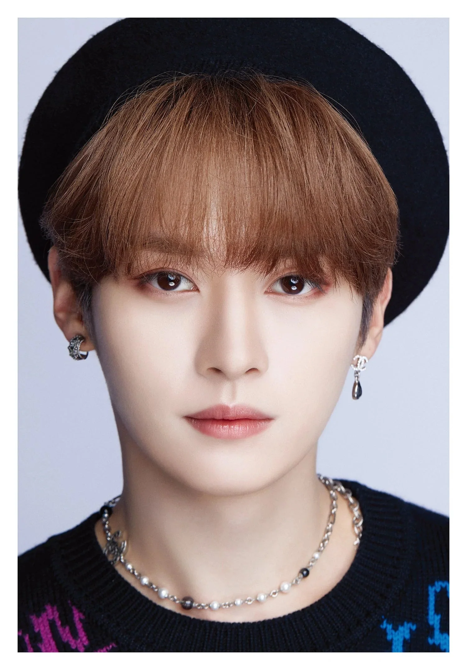 STRAY KIDS - DICON DFESTA (3D Lenticular Cover) - Image 3