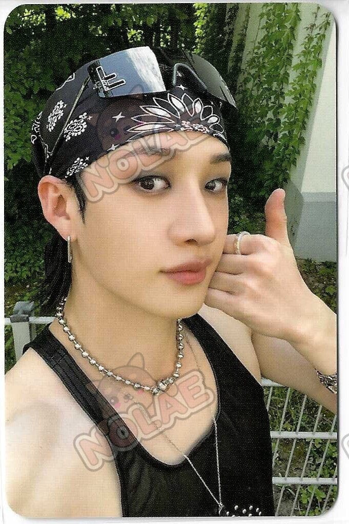 STRAY KIDS - KARMA - POP UP MD 1ST WEEK PHOTOCARD - Image 2