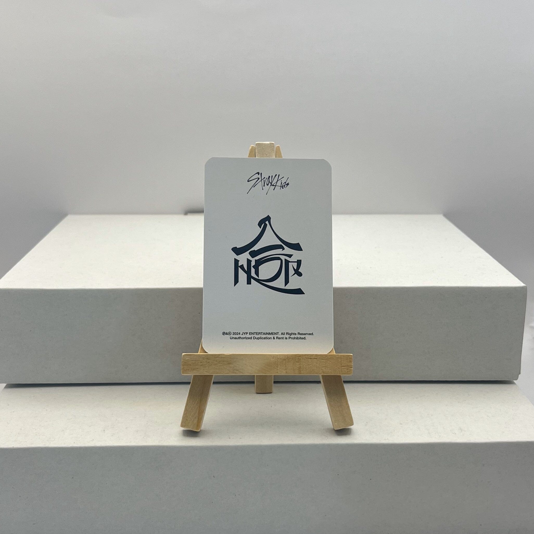 STRAY KIDS - SKZHOP HIPTAPE ‘合 (HOP)’ - POB SOUNDWAVE PHOTOCARD - Image 2