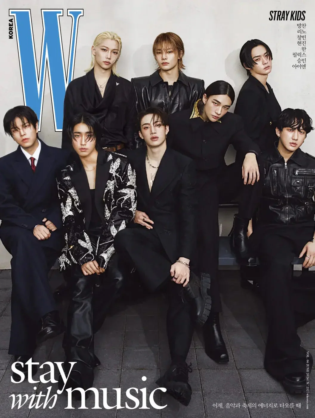 STRAY KIDS - W VOLUME 6 (JUNE 2024)