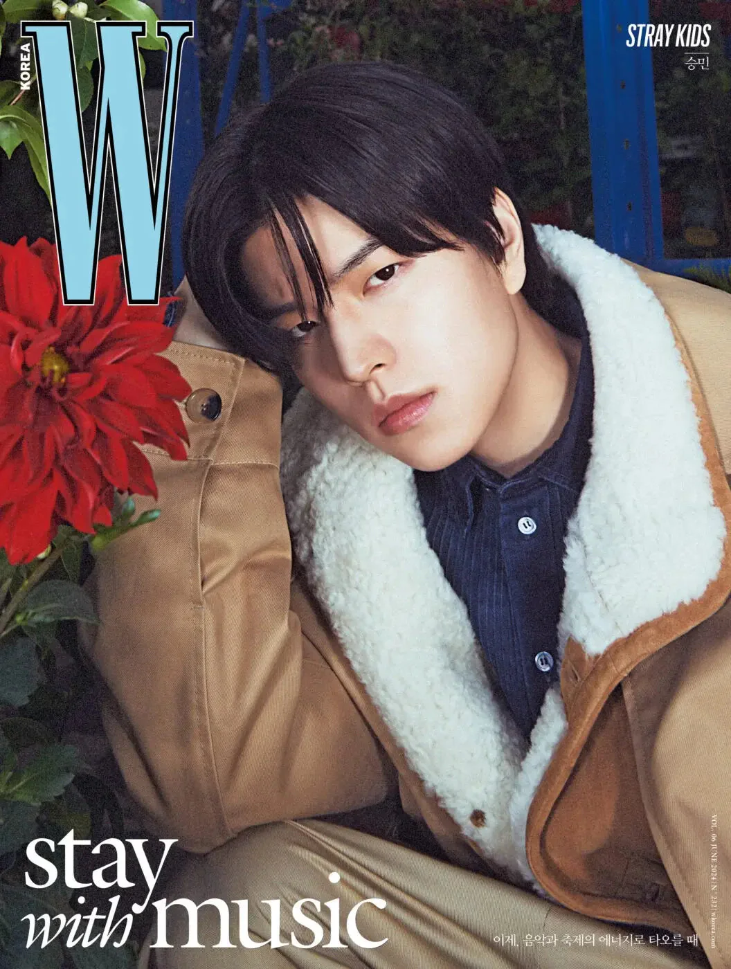 STRAY KIDS - W VOLUME 6 (JUNE 2024) - Image 18