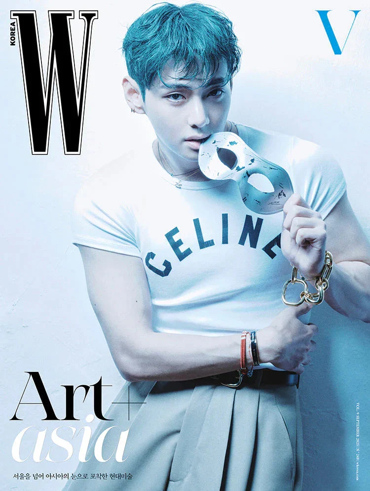 V (BTS) - W MAGAZINE (2025 VOLUME 9) - Image 5