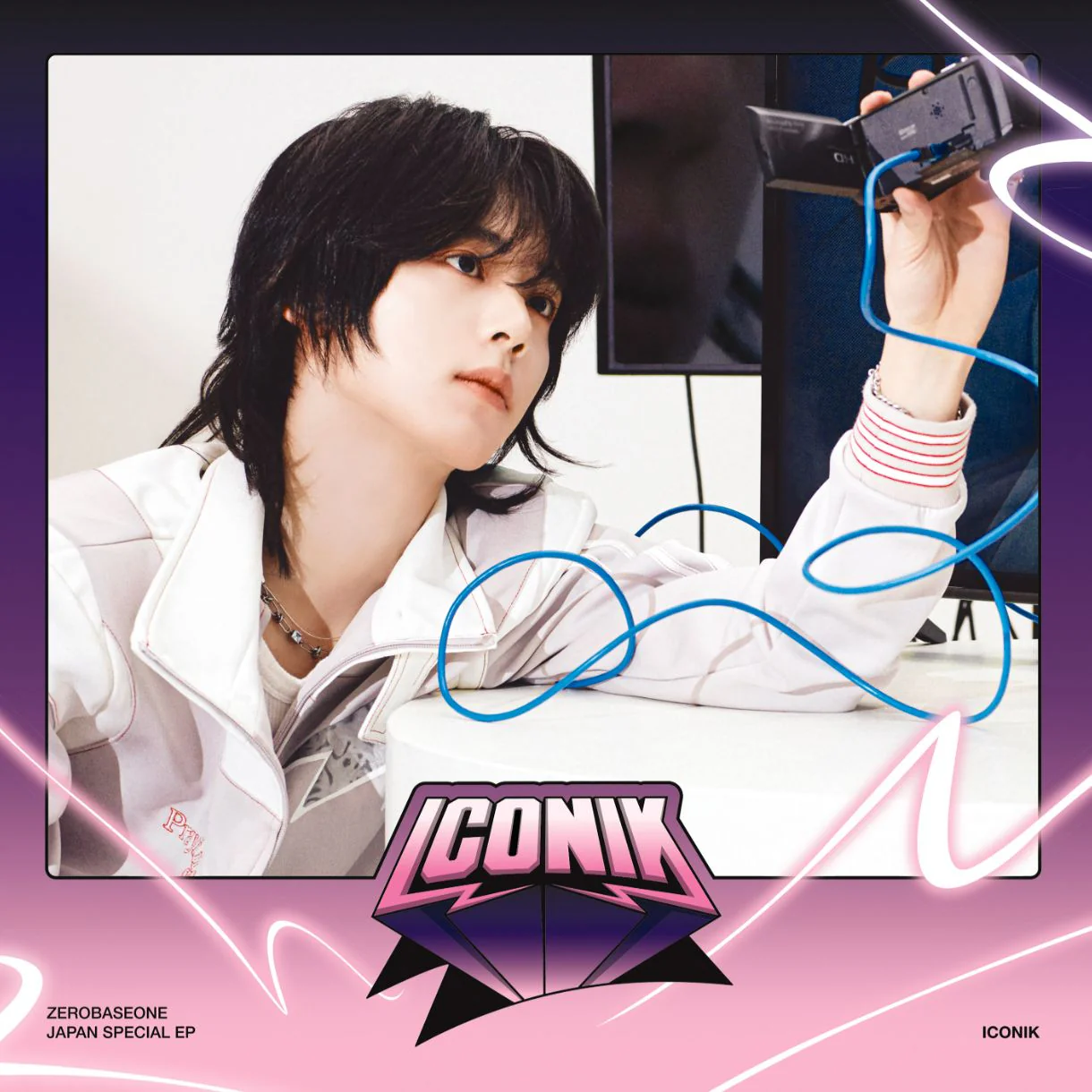 ZB1 - ICONIK (JAPAN SPECIAL EP) (LIMITED PRODUCTION SOLO EDITION) - Image 12